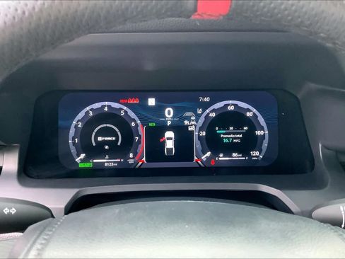 Used 2025 Toyota Tacoma TRD Pro AWD/4WD image 26