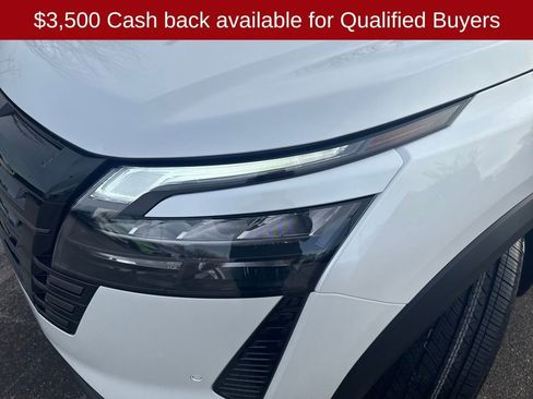 New 2026 Nissan Pathfinder Platinum image 36