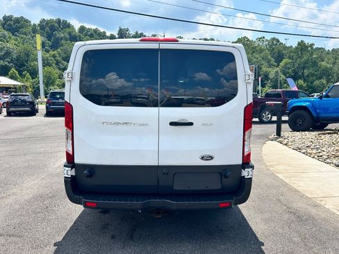 Used 2017 Ford Transit 350 XLT RWD image 5