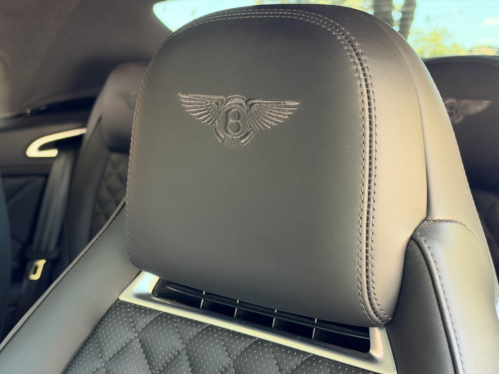 Certified 2018 Bentley Continental GT Supersports AWD/4WD image 36
