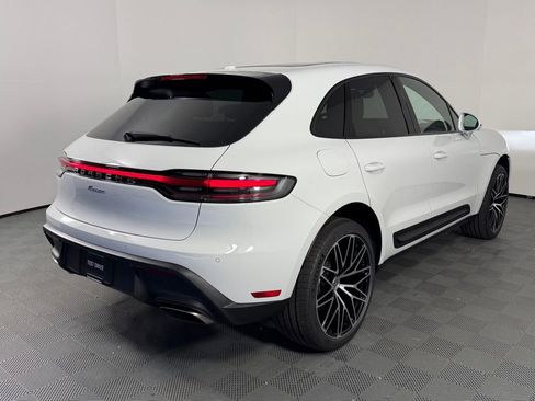 New 2026 Porsche Macan AWD/4WD image 7