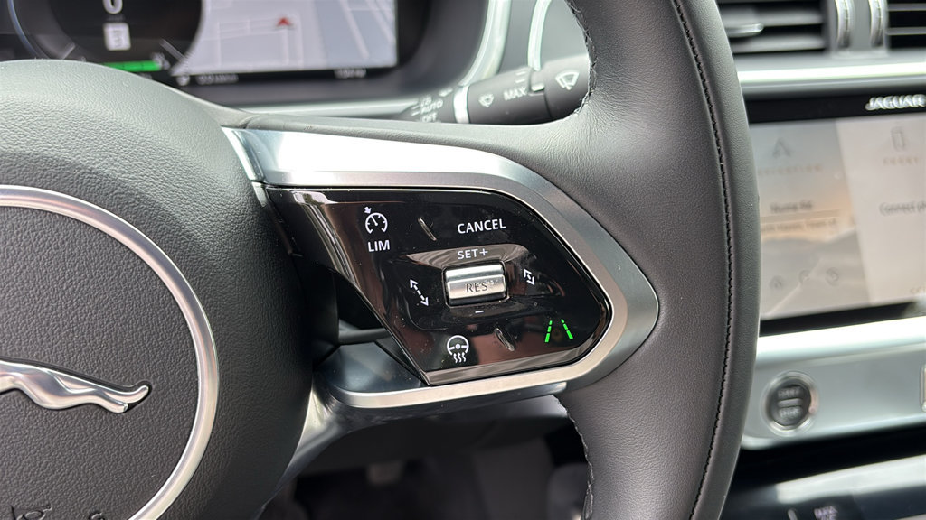Used 2024 Jaguar I-PACE R-Dynamic HSE AWD/4WD image 17