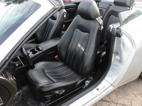 Used 2011 Maserati GranTurismo Convertible image 23