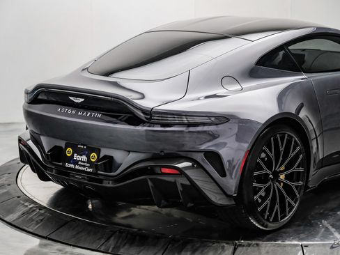 Used 2023 Aston Martin V12 Vantage RWD image 22