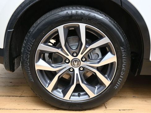 Used 2022 Acura MDX SH-AWD w/ Technology Package image 14