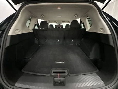 Used 2024 Nissan Rogue S AWD/4WD image 23