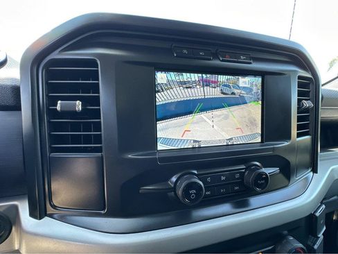 Used 2022 Ford F150 XL w/ Trailer Tow Package RWD image 6