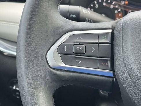 Used 2023 Jeep Compass Limited image 26