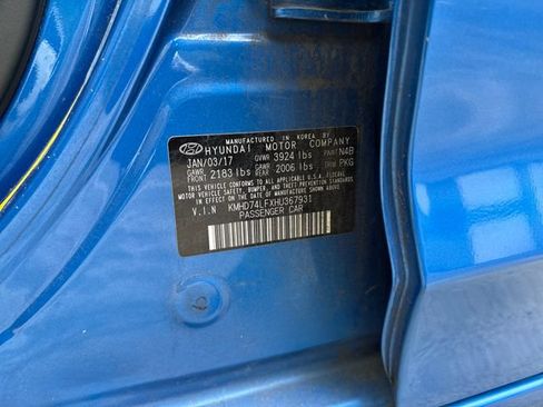 Used 2017 Hyundai Elantra SE FWD image 15