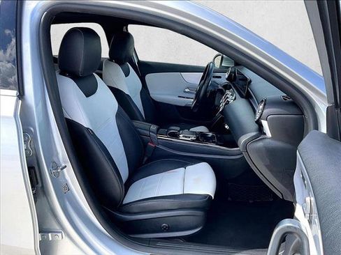 Used 2020 Mercedes-Benz A 220 4MATIC image 9