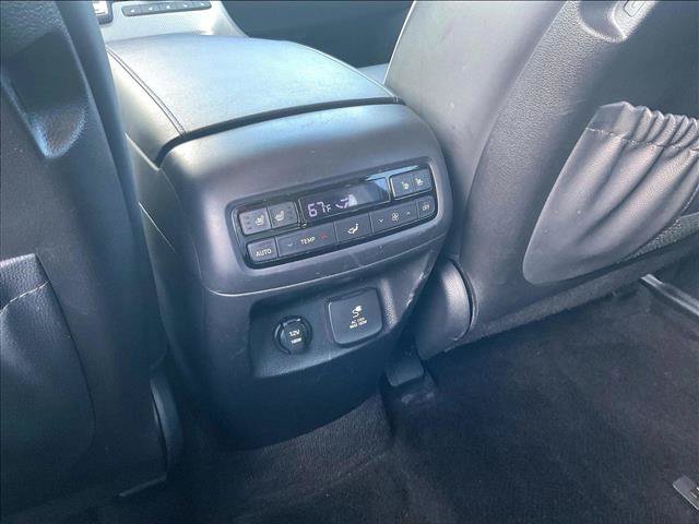 Used 2023 Hyundai Palisade SEL w/ Premium Package FWD image 24