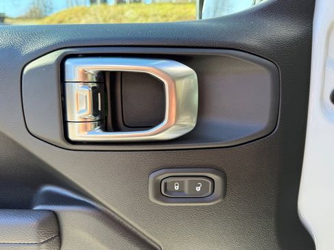 New 2026 Jeep Wrangler Unlimited Sport image 13