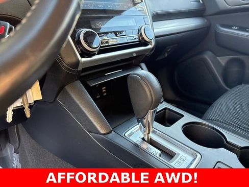 Used 2018 Subaru Outback 2.5i Premium image 18