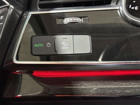 Used 2024 Audi Q7 3.0T Premium Plus image 19
