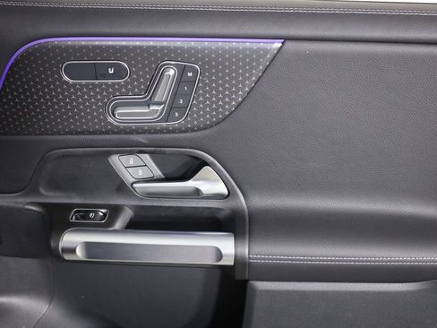 Certified 2025 Mercedes-Benz GLB 250 4MATIC image 62