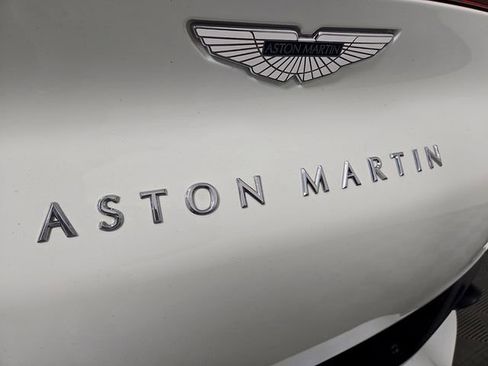 Used 2022 Aston Martin DBX AWD/4WD image 31