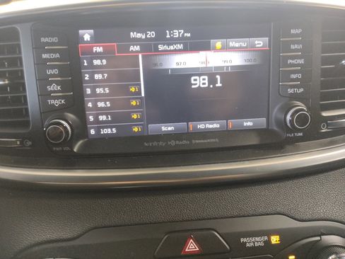 Used 2017 Kia Sorento SX FWD image 25