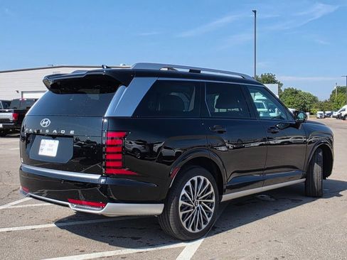 New 2026 Hyundai Palisade Calligraphy FWD image 8