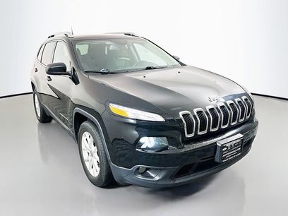 Used 2017 Jeep Cherokee Latitude w/ Cold Weather Group