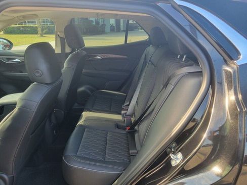 Used 2023 Buick Envision Avenir image 28