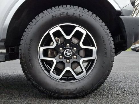 Used 2022 Ford Bronco Outer Banks image 11