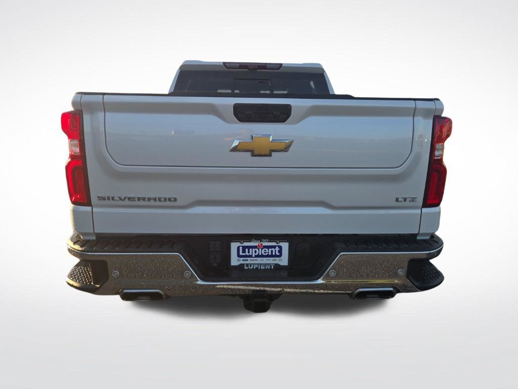 Used 2024 Chevrolet Silverado 1500 LTZ w/ LTZ Premium Package AWD/4WD image 5