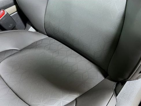 New 2026 Kia Carnival EX image 20