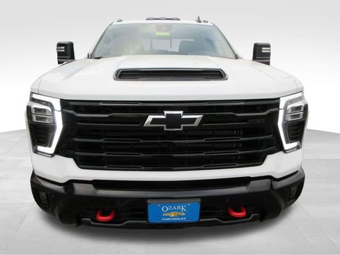 New 2026 Chevrolet Silverado 2500 LT w/ Trail Boss Package AWD/4WD image 9