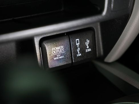 Used 2017 Honda Pilot EX image 30