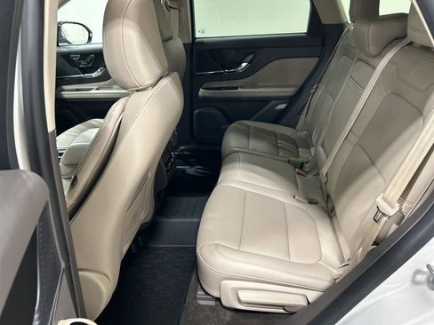 Used 2022 Lincoln Corsair AWD w/ Equipment Group 101A image 24