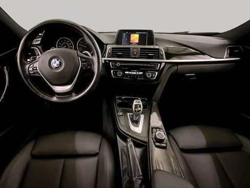 Used 2018 BMW 330i xDrive Sedan AWD/4WD image 15