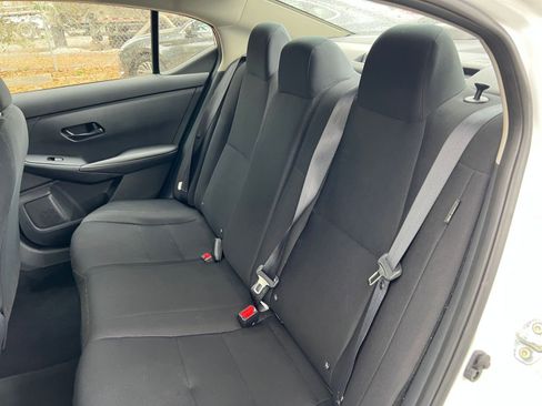 Used 2025 Nissan Sentra S image 33