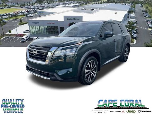 Used 2024 Nissan Pathfinder Platinum w/ Cargo Package FWD image 1