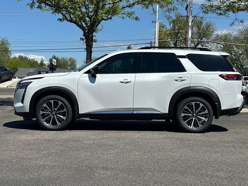 New 2026 Nissan Pathfinder Platinum AWD/4WD image 7