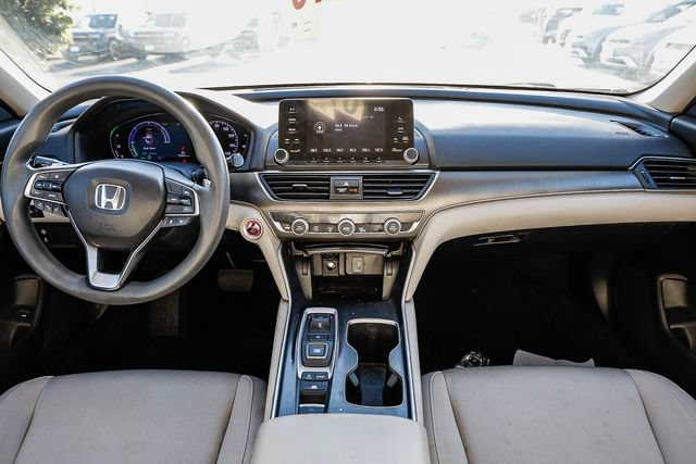 Used 2018 Honda Accord Hybrid image 12