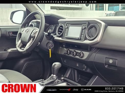 Used 2017 Toyota Tacoma SR5 RWD image 10