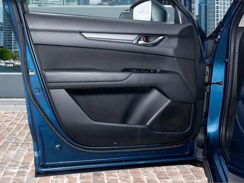 Used 2020 MAZDA CX-5 Sport FWD image 14