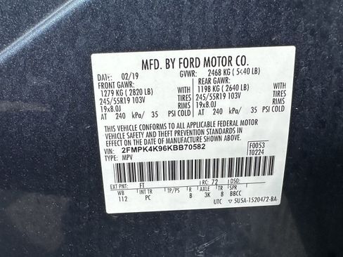 Used 2019 Ford Edge Titanium w/ Equipment Group 301A AWD/4WD image 35