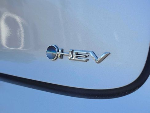 Certified 2026 Toyota Prius XLE FWD image 13