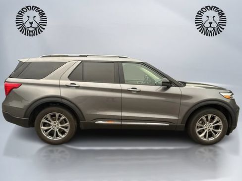 Certified 2021 Ford Explorer Limited w/ Equipment Group 301A AWD/4WD image 5