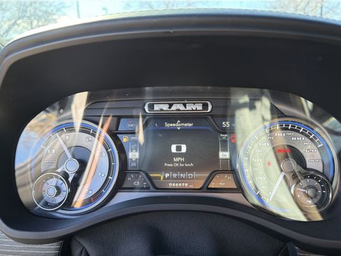 Used 2021 RAM 1500 Limited w/ Night Edition image 23