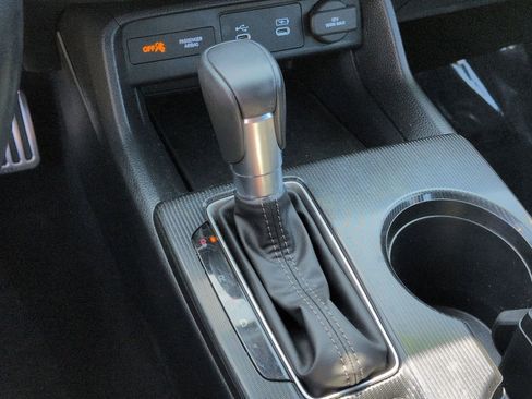 Used 2025 Honda Civic Sport image 23