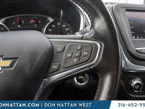 Used 2020 Chevrolet Equinox LT w/ Driver Convenience Package image 12