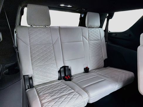 Used 2025 Cadillac Escalade Sport Platinum AWD/4WD image 21