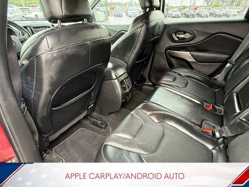 Used 2021 Jeep Cherokee Latitude Lux w/ Comfort/Convenience Group FWD image 11