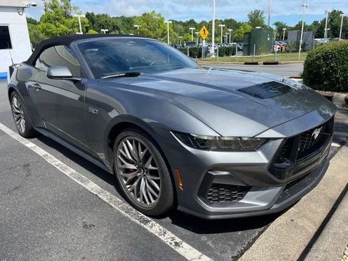 Used 2025 Ford Mustang GT Premium RWD image 2