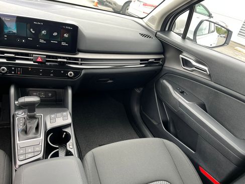 New 2026 Kia Sportage LX w/ LX Convenience Package AWD/4WD image 12