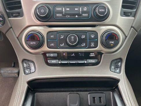 Used 2019 GMC Yukon Denali w/ Denali Ultimate Package RWD image 26