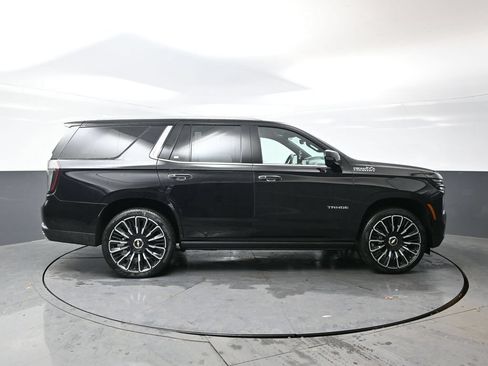 New 2026 Chevrolet Tahoe High Country AWD/4WD image 3