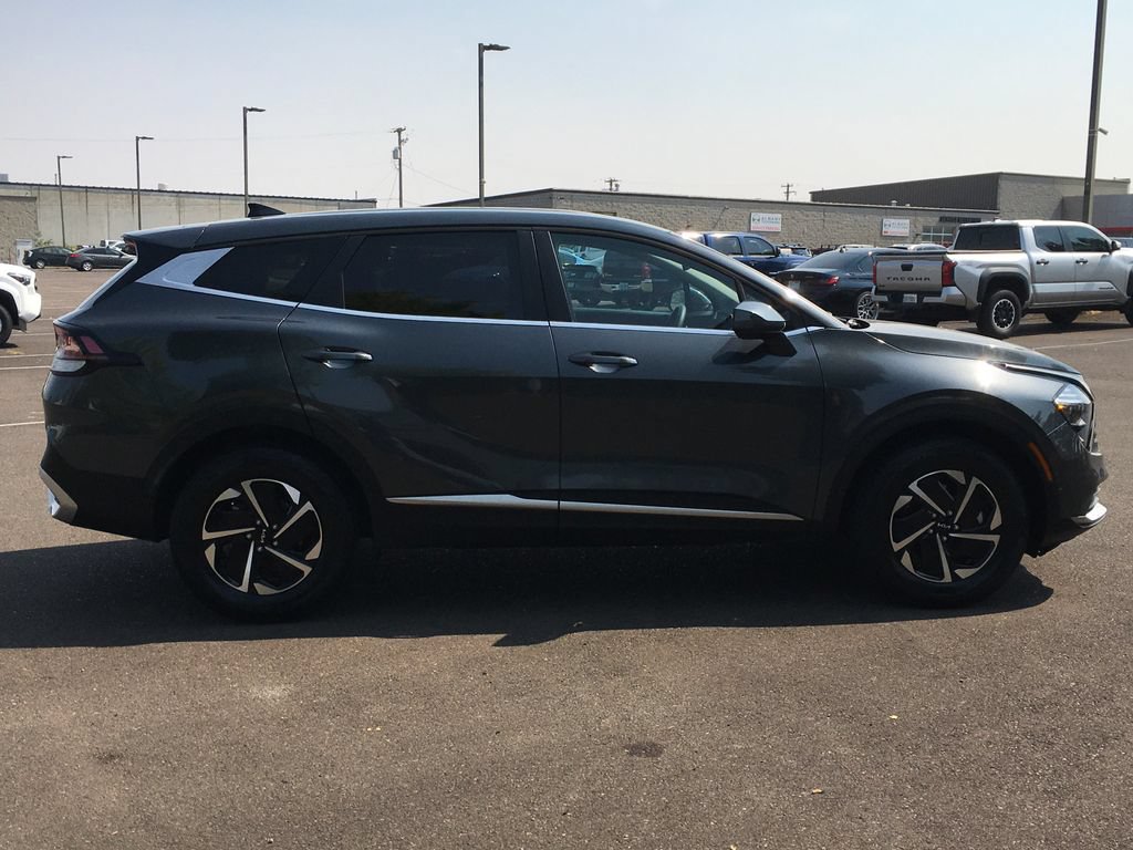 Used 2023 Kia Sportage LX AWD/4WD image 8